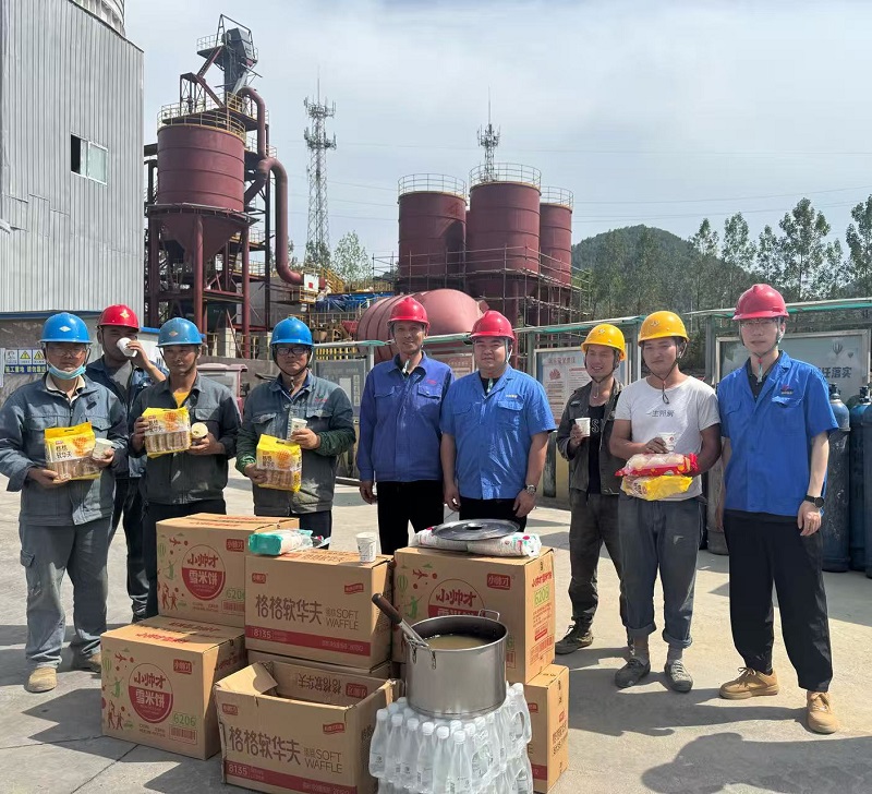 賽柯瑞思公司工會(huì)暖心慰問外委施工人員