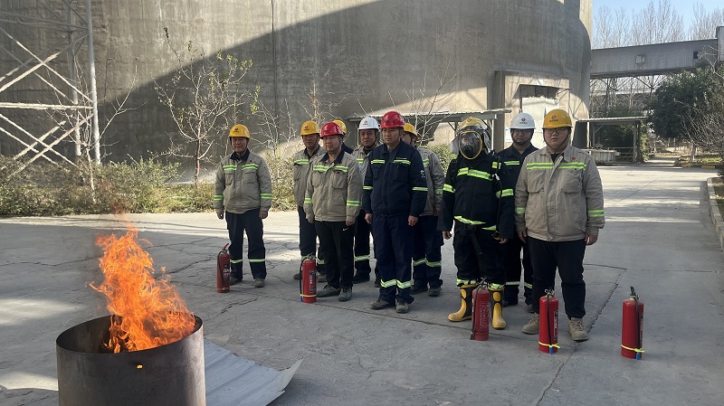 富平公司制成車(chē)間開(kāi)展消防應(yīng)急演練